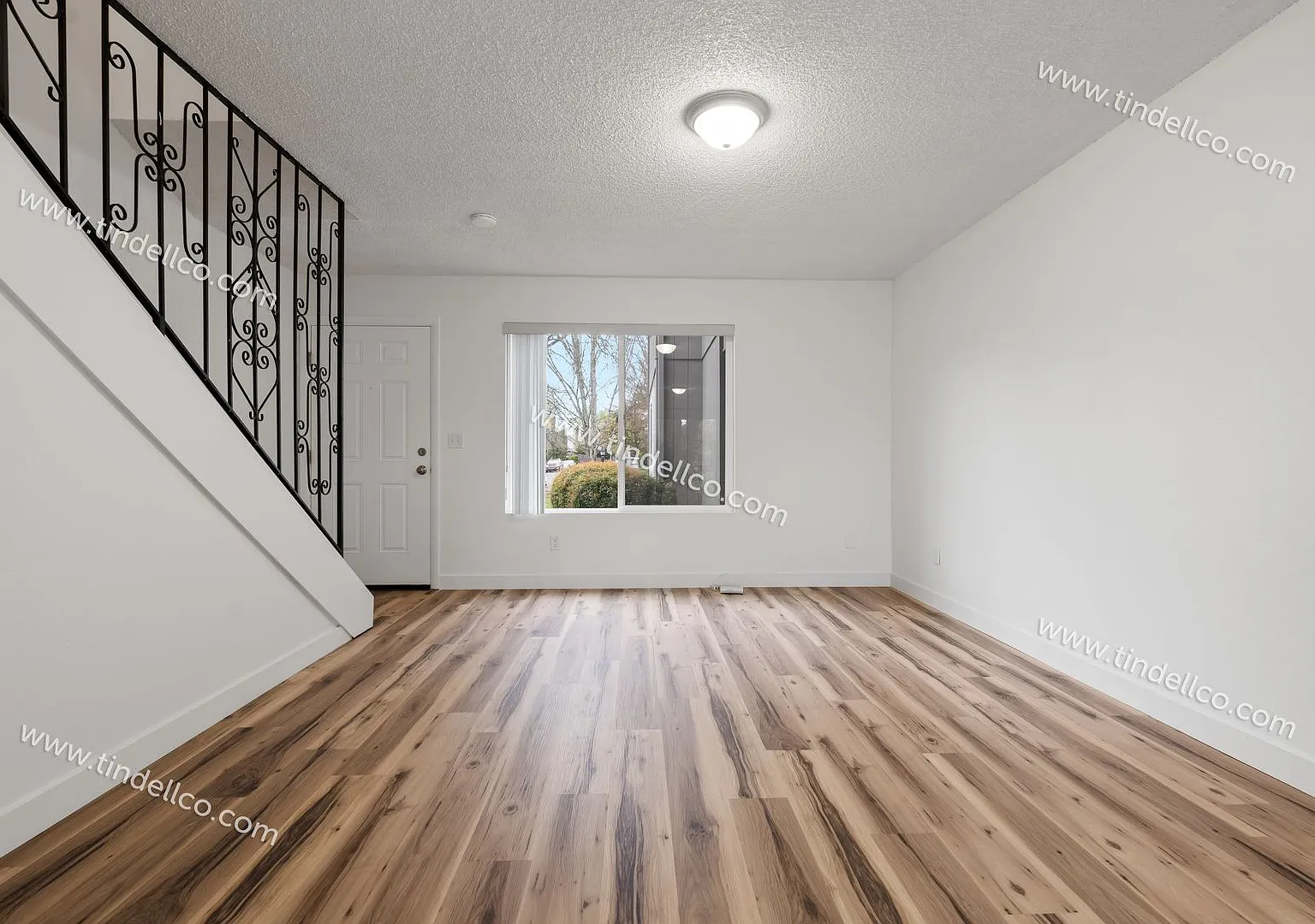 356SB — Photo 4