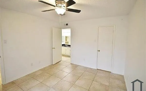 1814 Place One Ln — Photo 7