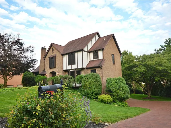 516 Donatello Dr, Irwin, PA 15642