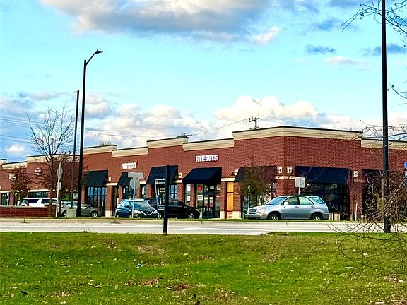 3rd image of 12-13 Novi Rd