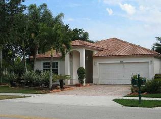 16451 Sapphire Pl, Weston, FL 33331