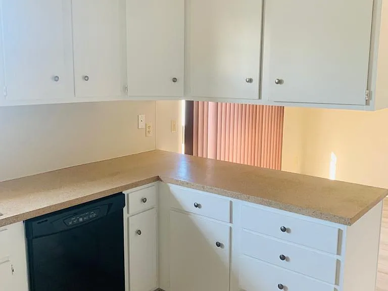 7138 S Darlington Ave — Photo 15