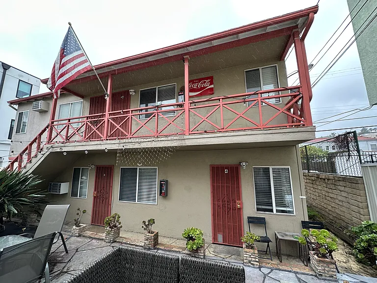 1937 Vista Del Mar St #4 — Photo 13