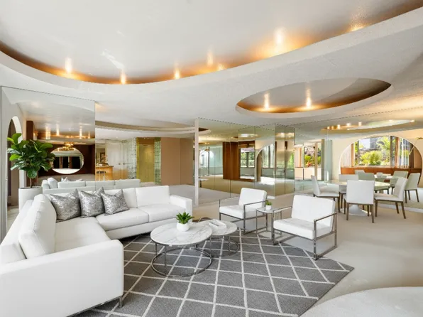 425 East 63rd Street image 2 of 28