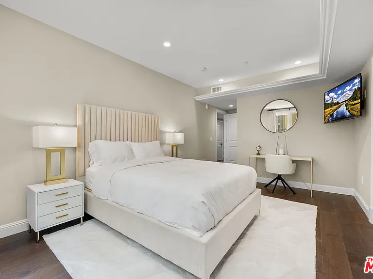 1825 Pandora Ave #Penthouse 404 — Photo 14