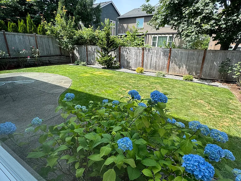 21730 SE 3rd Pl — Photo 13