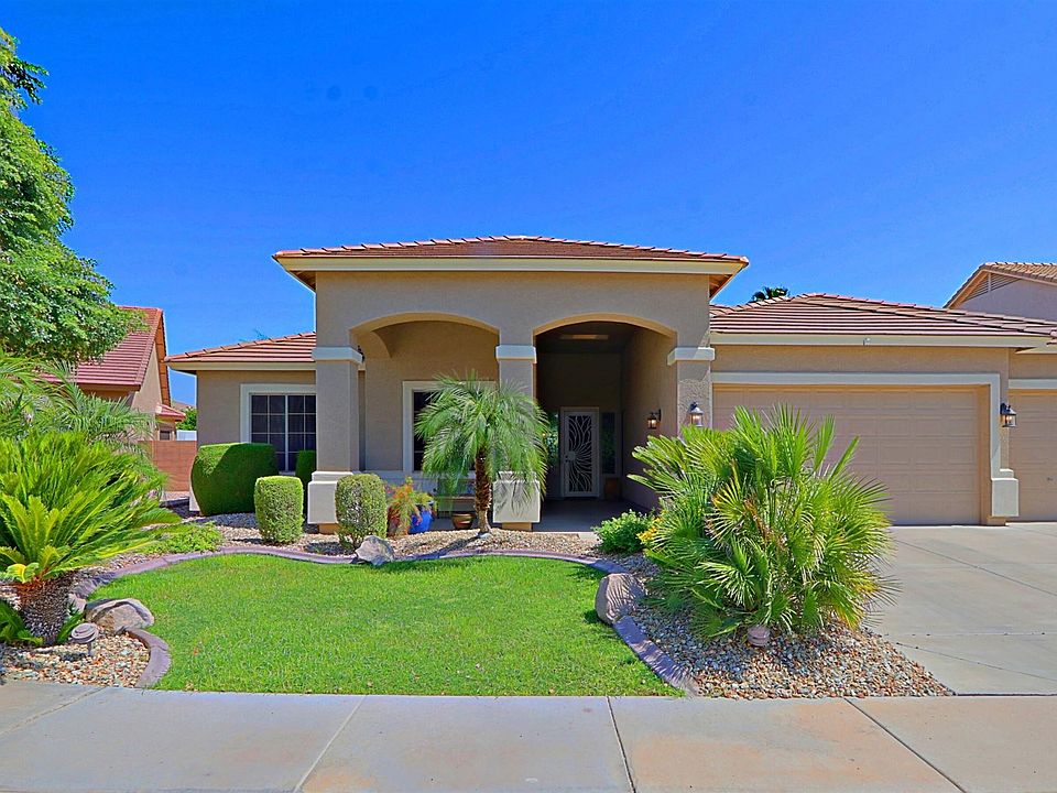 1st image of 6207 N 132nd Dr