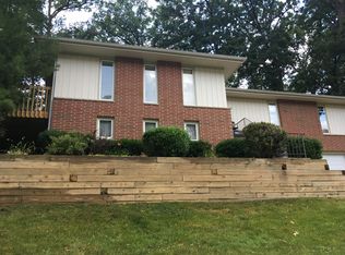 479 Timber Dr, Decatur, IL 62521