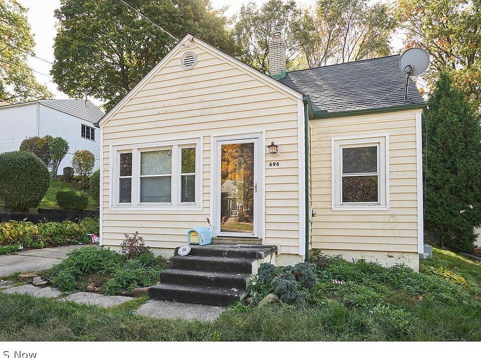 696 Iona Ave, Akron, OH 44314 Zillow
