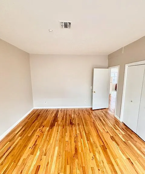 364 White St #11 — Photo 10