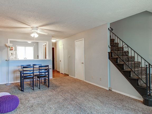 4th image of 1000 S Woodlawn St #1107