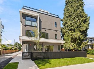 2509 Kitchener St #1, Vancouver, BC V5K3C4