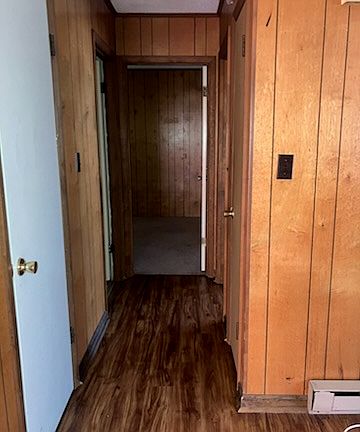 3rd image of 410 Salem St #410