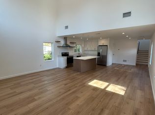 7 Saint Mary St, Fairhaven, MA 02719
