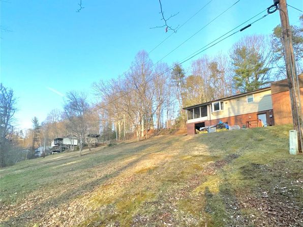 232 Tilson Dr, Mars Hill, NC 28754