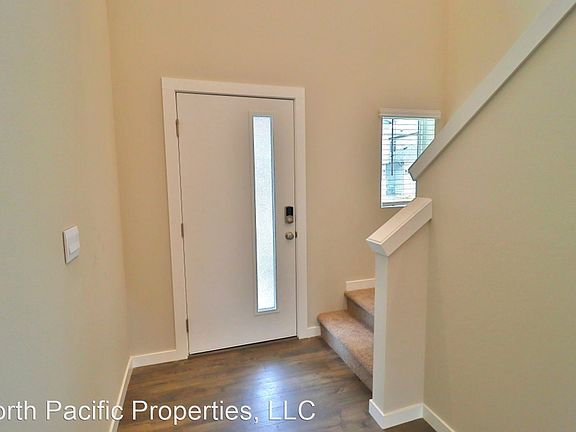 3rd image of 8573 54th St NE