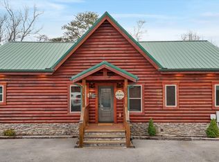 3226 White Falcon Way, Sevierville, TN 37862