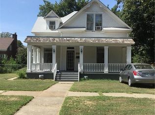 920 S 7th St, Chickasha, OK 73018