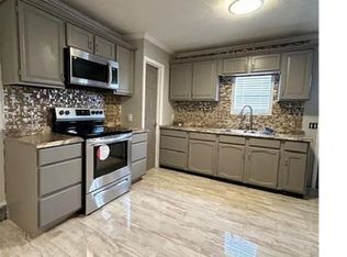 216 E 33rd St, Lorain, OH 44055