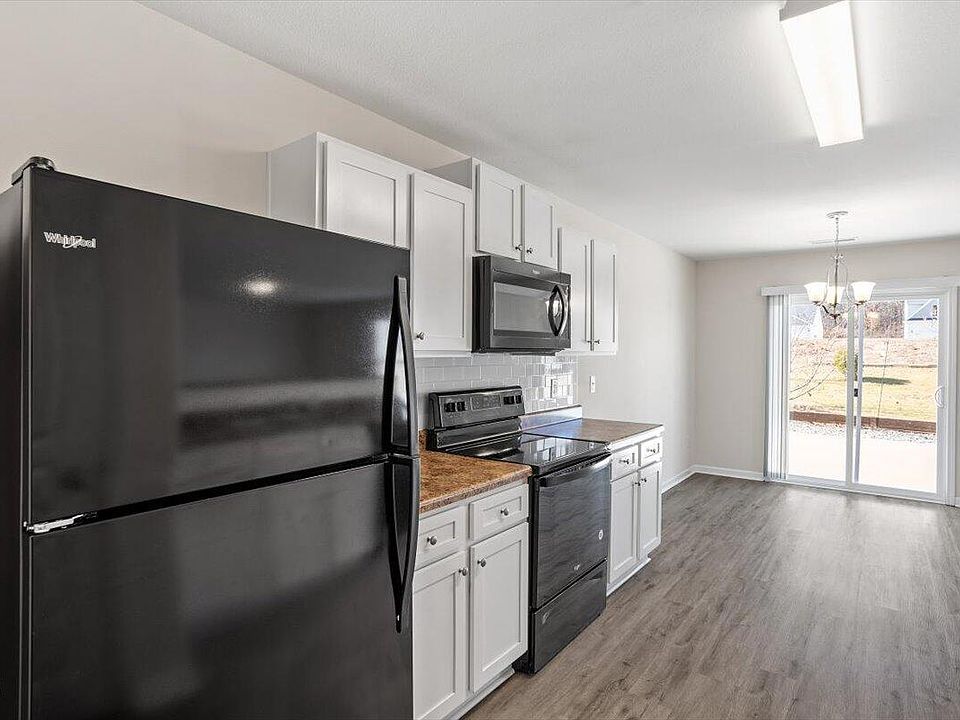 1st image of 119 Telegraph Ln