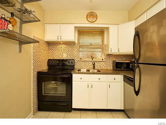 3rd image of 125 N Washington Ave APT 31