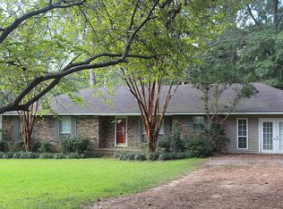 500 Pecan St, Summit, MS 39666