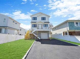 836 McKinley St, Baldwin, NY 11510