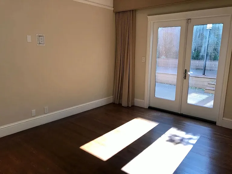 639 Bosworth St — Photo 13