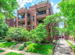 2476 Derbyshire Rd APT 4, Cleveland Heights, OH 44106