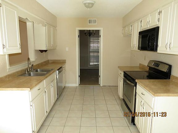 3rd image of 6087 Barrentine Dr