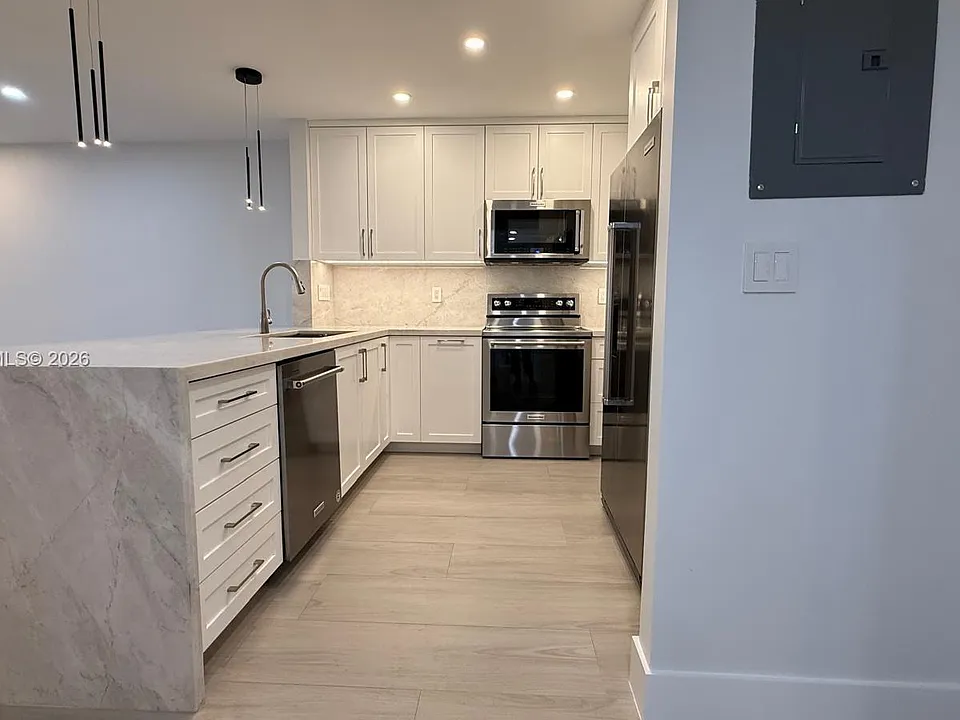 7840 Camino Real #P-405