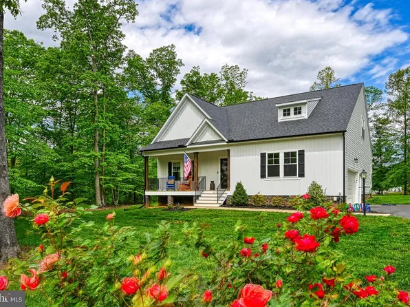 632 Noahs Landing Dr, Bumpass, VA 23024