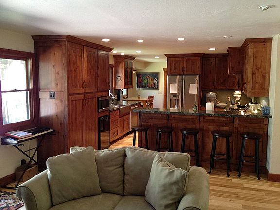 3rd image of 2293 Wyatt Earp Way