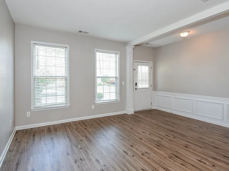 3740 Ridgefair Dr — Photo 6
