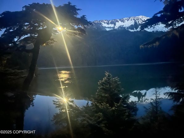 123 N Little Johnstone Lake Way, Seward, AK 99664