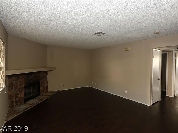 5th image of 1400 Cinder Rock Dr Unit 102