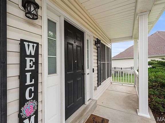 5th image of 771 Avondale Dr