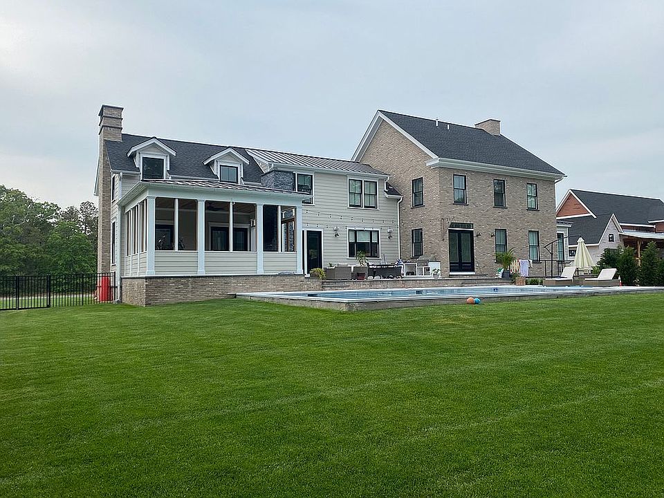 2nd image of 13 Meghan Ln