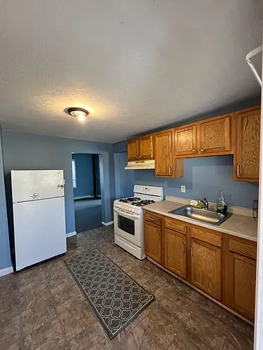 50 Harrington Ave #1L Photo 1