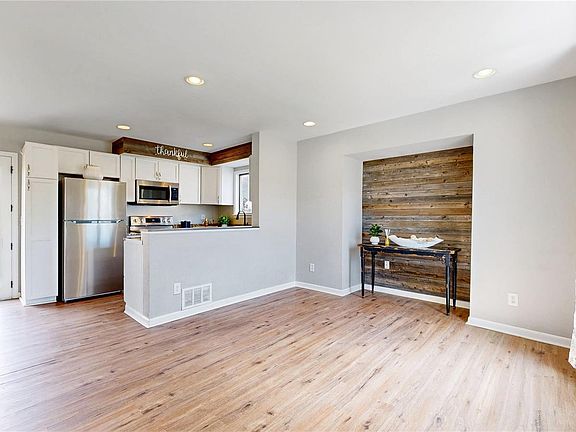 2nd image of 4763 S Taft Street