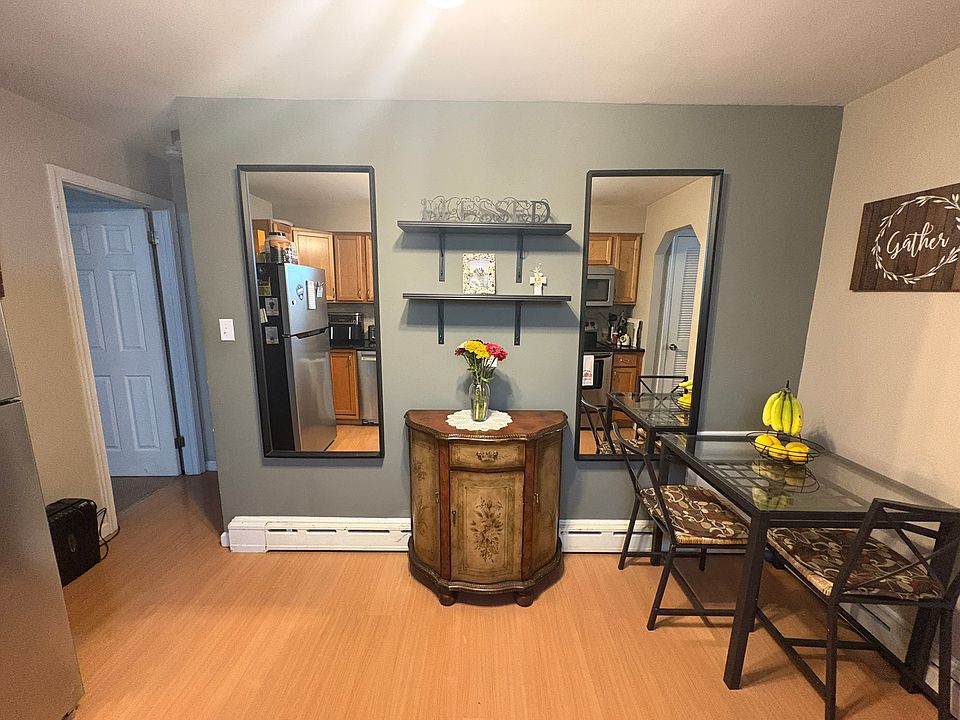 1st image of 412 E 9th Ave #1