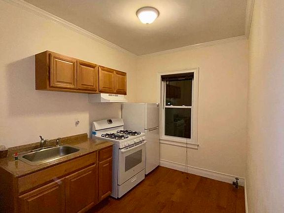 4th image of 32-40 87th St #2