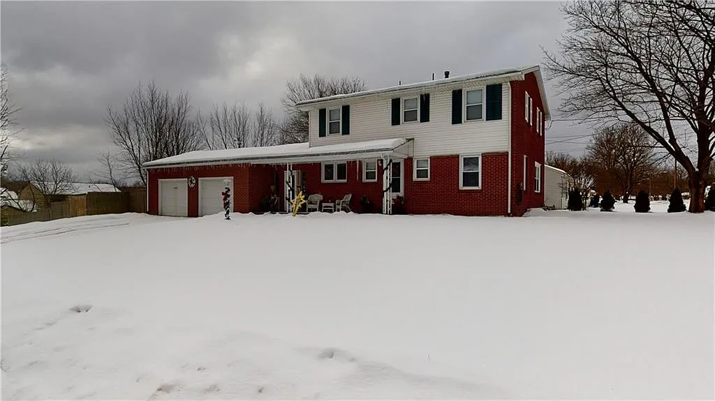 5108 Mill St photo 1