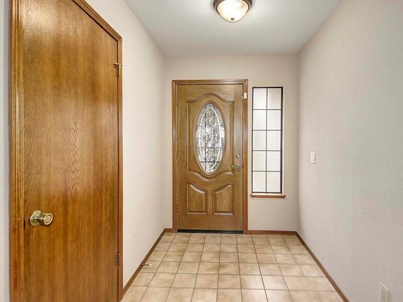 4th image of 1245 Ashley Ave
