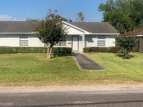 2nd image of 3748 Rachel Ave