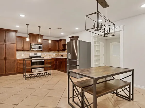 239 Peabody Ave #1, San Antonio, TX 78211