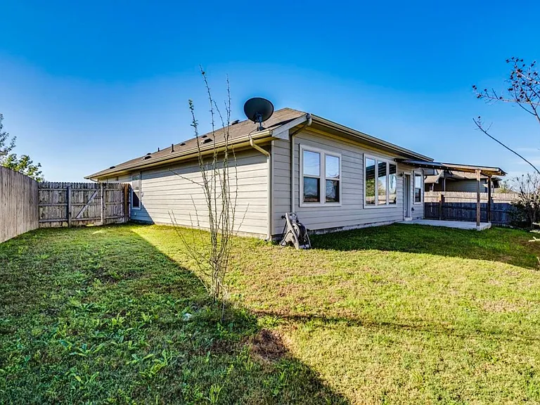 271 Bridgestone Way — Photo 23