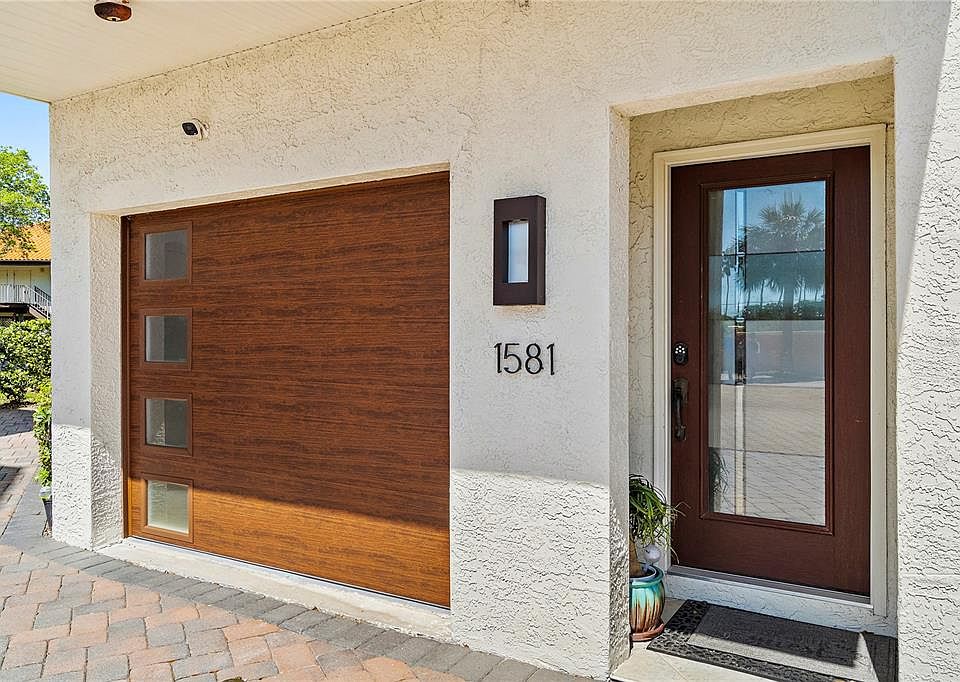 1st image of 1581 PINELLAS BAYWAY S