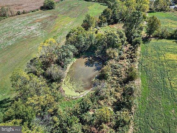 4th image of 395 Prospect Rd