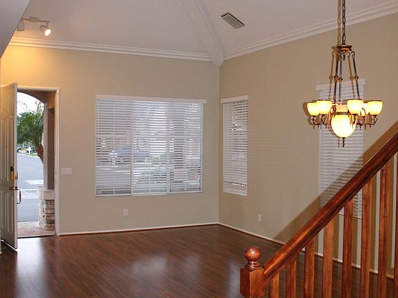 Formal living and dinning area
